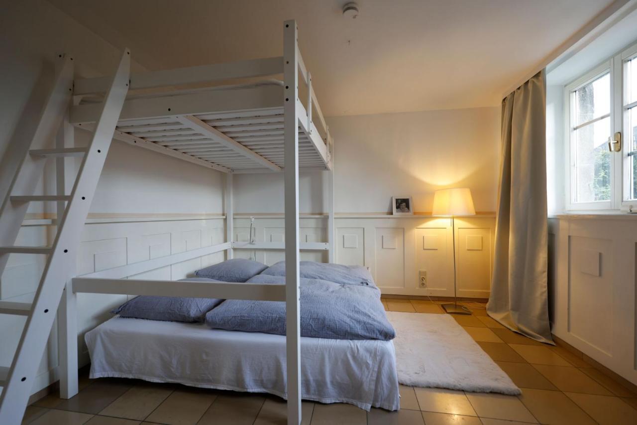 Paterre Wohnung In Der Rosa Villa Selb Zewnętrze zdjęcie